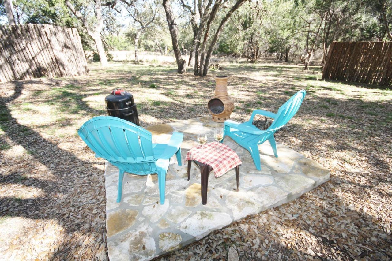 Cabins At Flite Acres-Desert Willow Wimberley Εξωτερικό φωτογραφία